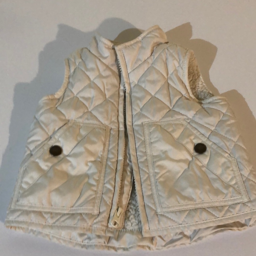 GUC Baby Gap Cream Vest size 12-18M